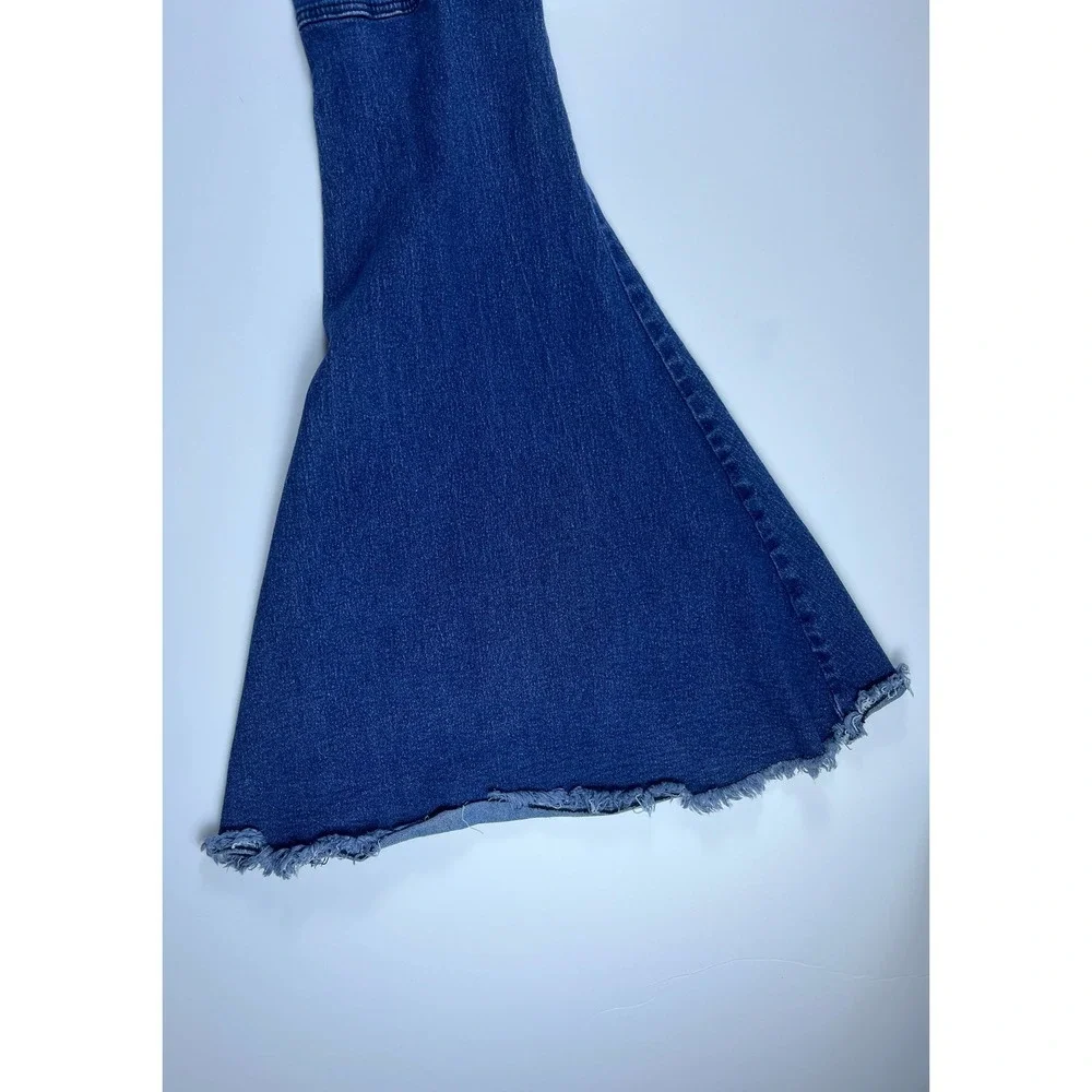 Turquoise Haven Womens Bell Bottom Jeans Medium Wash Smocked Waist Flare Size M